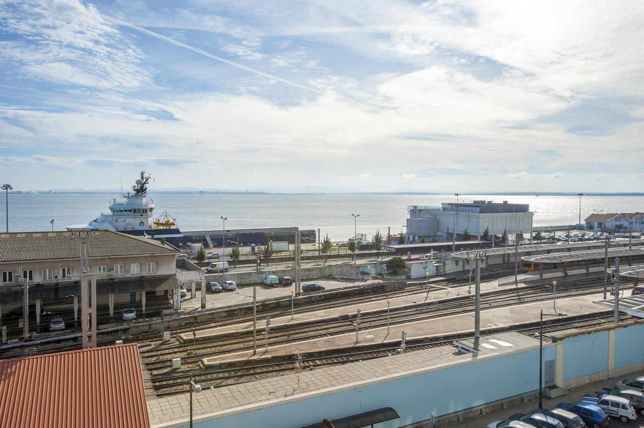 Apolonia 3 Frontal River View Lissabon Exterior foto